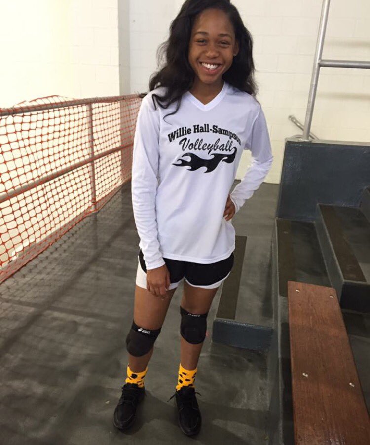 Ladyshon5's tweet photo. When u see her know that's me πmy #Keedy #Athlete #SportsHead πβΎοΈπ https://t.co/Y73tPElZko