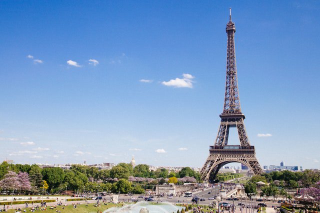 1ststepmobility's tweet photo. Check out our tips about traveling around Paris this #travelthursday https://t.co/JOy0YPIPK8 https://t.co/bqWAHNSEG2