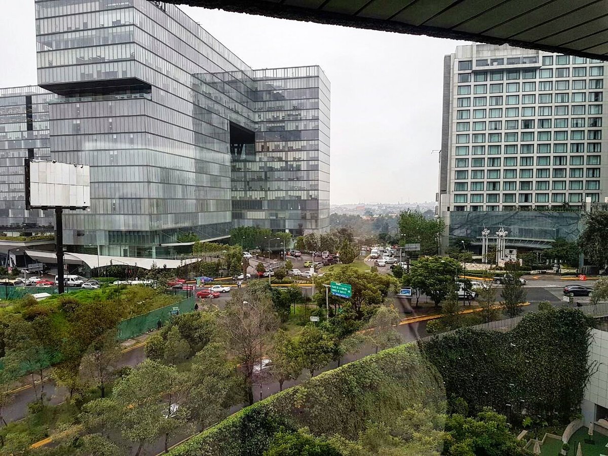 LuisMedinaNA's tweet photo. ¡Buenos días! saludos desde la CDMX, que tengan un #FelizJueves 👍
A seguir trabajando con el #TalentoTurquesa 💪😎 https://t.co/xoZafPuTi3