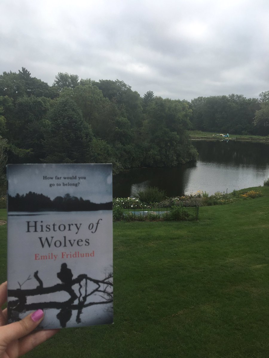 MollyIRoberts's tweet photo. It feels right to be reading this book on my last day staying on this beautiful lake. #ManBooker2017 #IowaIsBeautiful #MidwestRepresent https://t.co/zatHeqvHfY