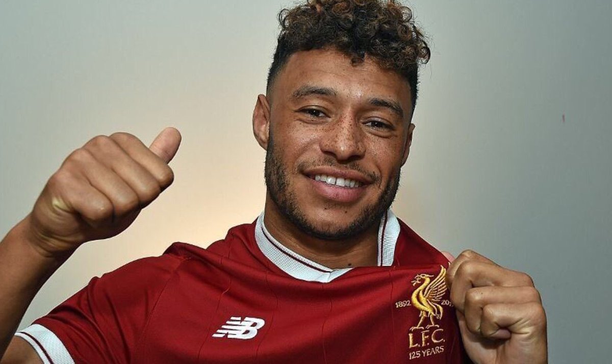 Sporf's tweet photo. OFFICIAL: Liverpool complete the signing of Kieran Gibbs from Arsenal for £35m. 🔴✅ https://t.co/IL0XZrBgRM