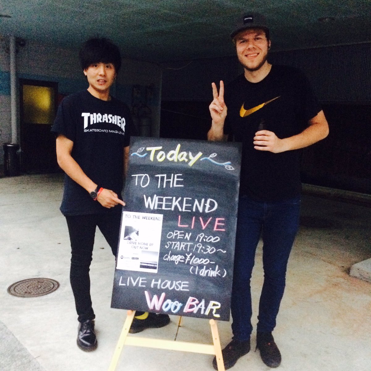 2thewknd's tweet photo. 8/27@WOO Bar
Thanks for coming and singing with us!!
We will never forget this day.

To The Weekend 
Chris Kozlov(Vo.)
Jun Matsuoka(Vo.&amp;Gt.) https://t.co/2riHMf3vLd