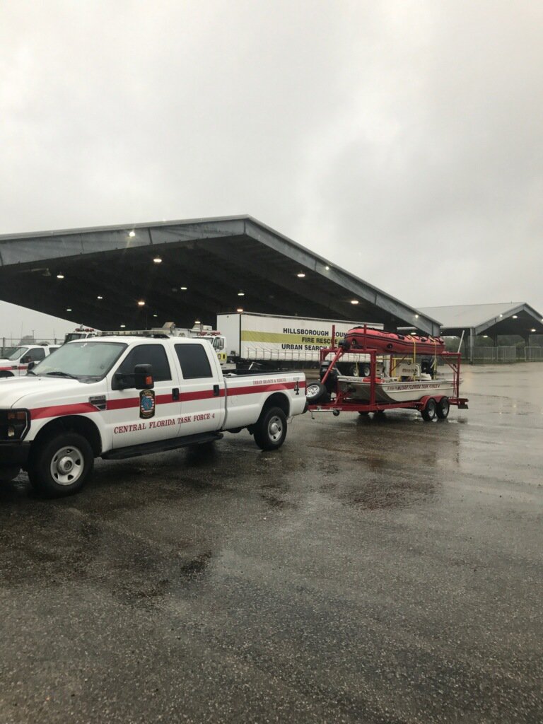 scfdpio's tweet photo. @OCFireRescue , @OrlandoFireDept , #Harvey, #USARTF4
Harvey Update: Florida US&R TF-3 and TF-4 rescued over 160 yesterday, 250 total. https://t.co/KjMlDcvDeP