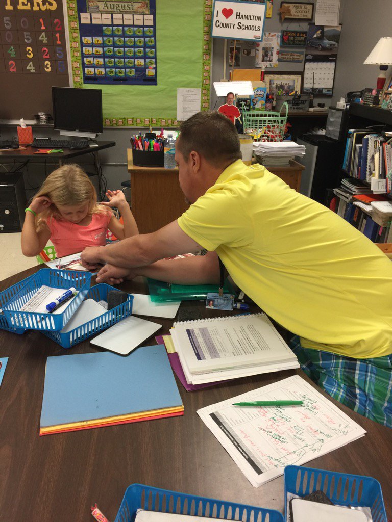 Hooiebob's tweet photo. #Snowhill success
1st grade unlocking words! https://t.co/rpCgAtStyL