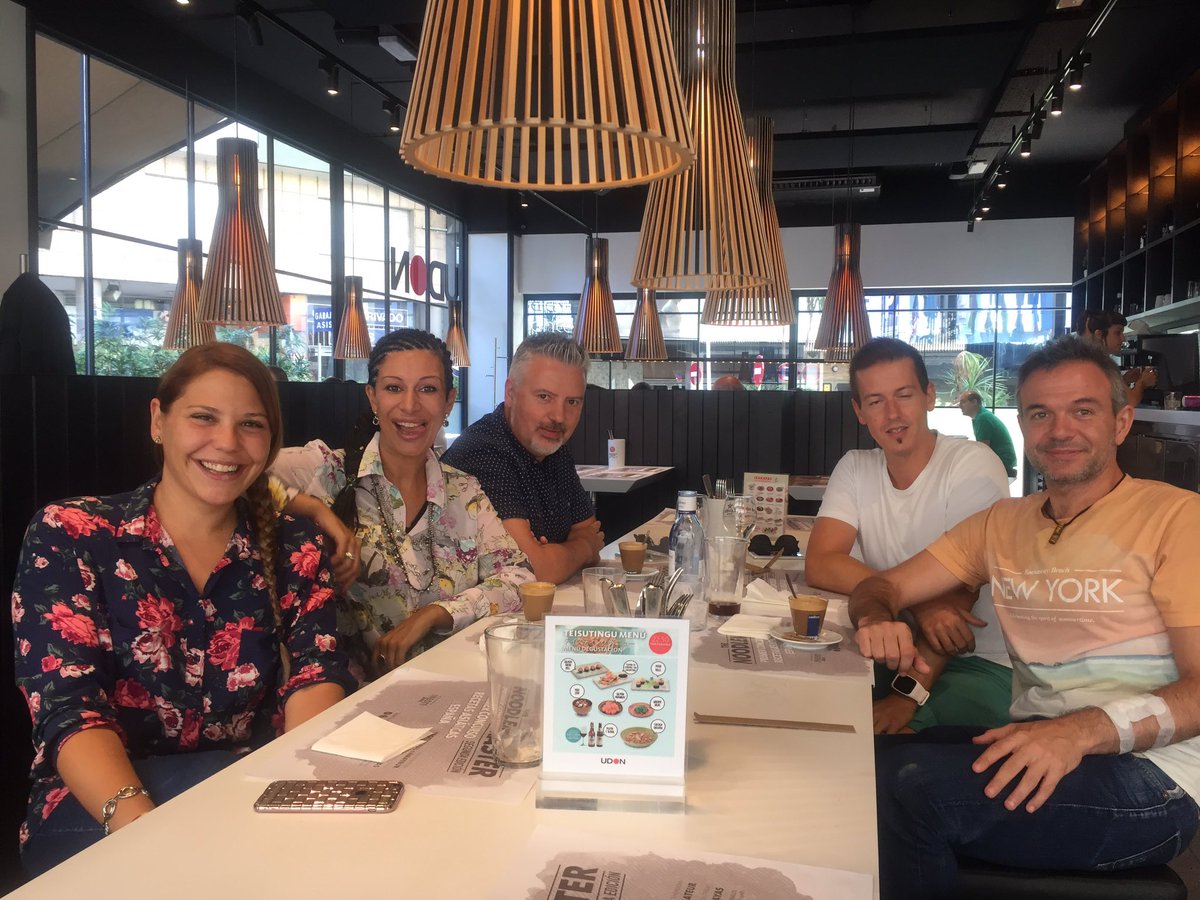 MyriamCarrel's tweet photo. El #NETTeam de Japo 🍜 para ir retomando la marcha!! Organizando #MasterMPD 17 y #MasterAAA 2 https://t.co/5Kq34rM8TS