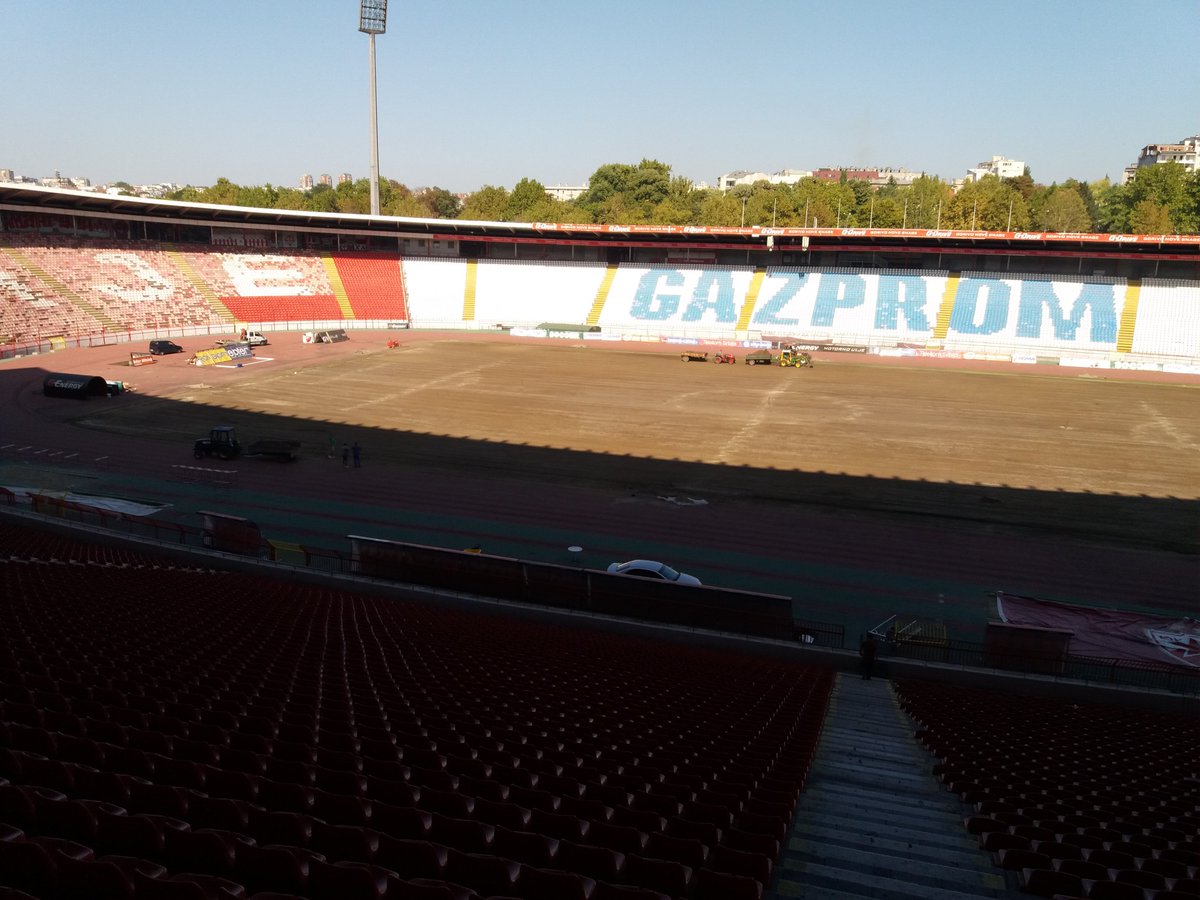 MarkoGrce's tweet photo. #hettriksport #fkcrvenazvezda #fcredstar
Gotovo skidanje busena https://t.co/RUhCNroTSw
