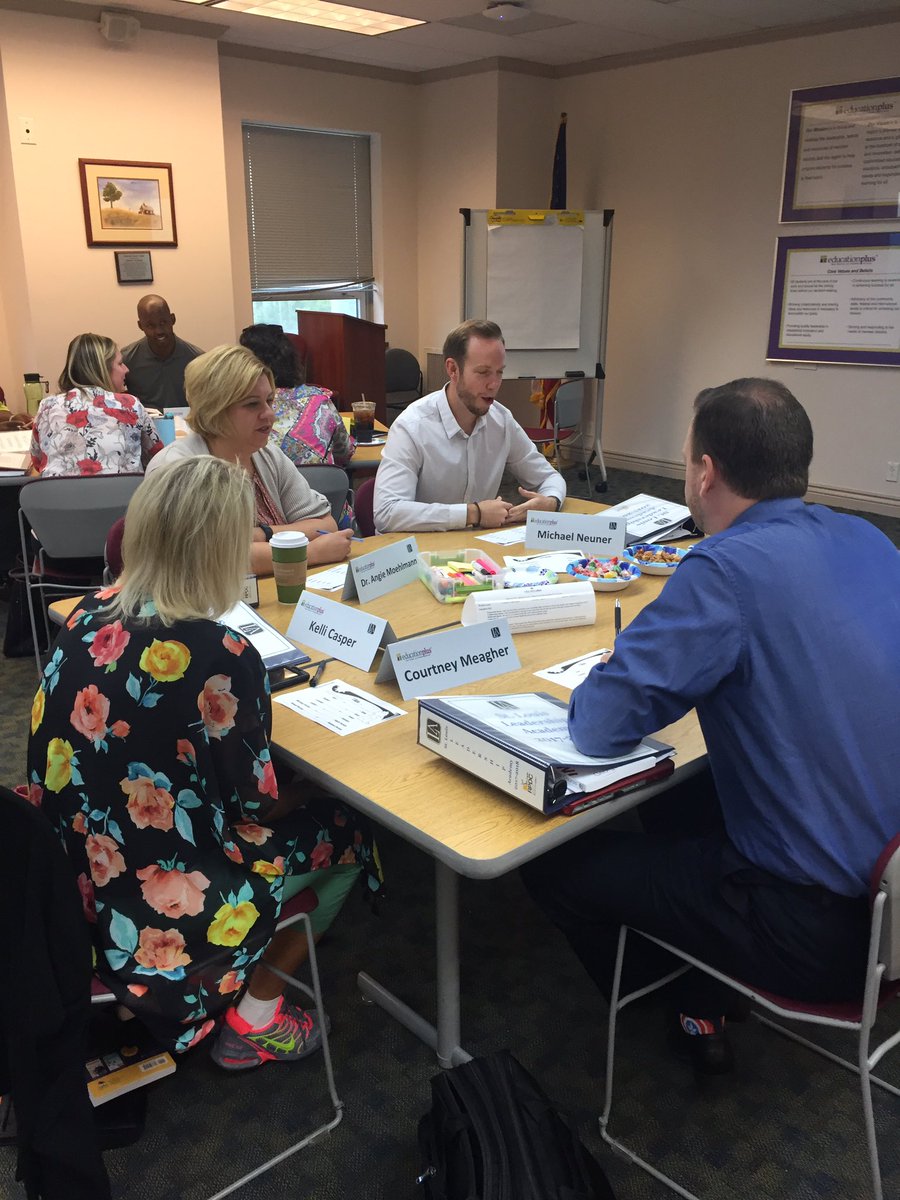 DrMeganBrown's tweet photo. STL Leadership Academy getting to know their new table groups.
#mola32
#onestray https://t.co/laFsNZhCJO