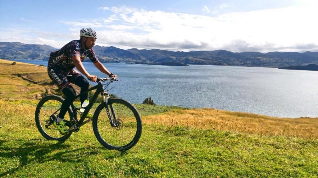 SecTurismoBoy's tweet photo. @Seculturisboy te invita a que conozcas el #LagoDeTota, uno de los destinos Naturales de Boyacá; 'vistalo con Responsabilidad'. #Sugamuxi https://t.co/MGdzhMSroS