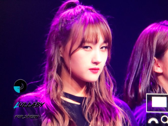 DIkHGTWV4AIAWJs.jpg:small