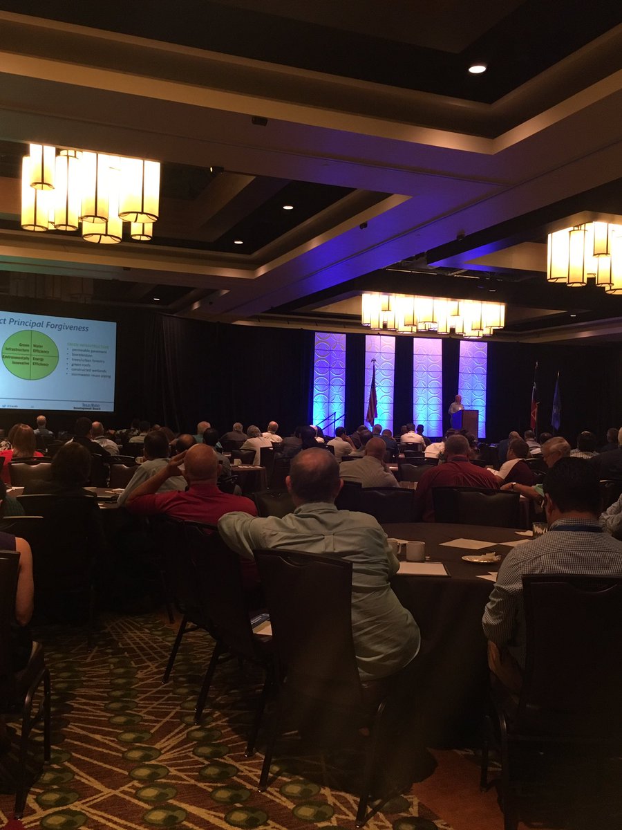 TexasCFM's tweet photo. Mark Evans presents on the Stormwater Project Funding Opportunities through the @twdb at #tfmafall17 #tfma2017 plenary session @ San Antonio https://t.co/oBJlmNbVad