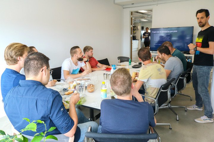 Food for thought! Improvement sessie van development mét lunch. #omnomnom