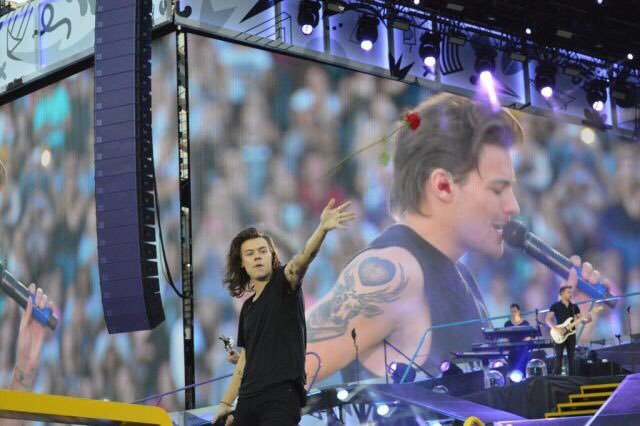 idkyoubyee's tweet photo. 💙💚 https://t.co/0yoepPl0vA