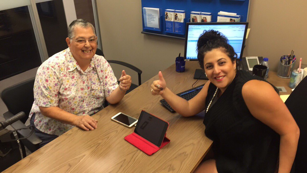 Farrah_alavi's tweet photo. @StephanieBedar3 showing our longtime customers how to use their online banking! #bringyouripad #proudtoworkatbmo #bmolachine https://t.co/XpOQMGW6NY