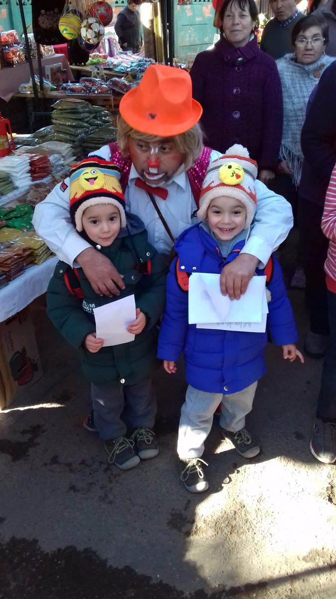 D_Moreno_D's tweet photo. #MagicTwins #Mateo y #Marcelo #PowerMoreno #PayasoAchapalá @magictwinschile @ThePowerPeralta todos los gemelos son totales #FelizJueves https://t.co/jAyJ0vf7PM