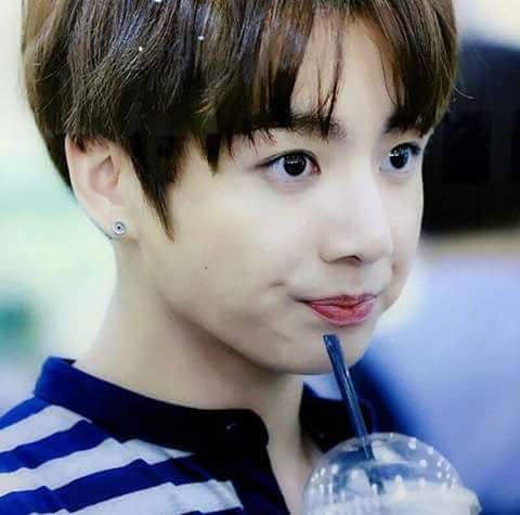 Lananh1363's tweet photo. #HappyJungkookDay https://t.co/NDGu6wDTI7