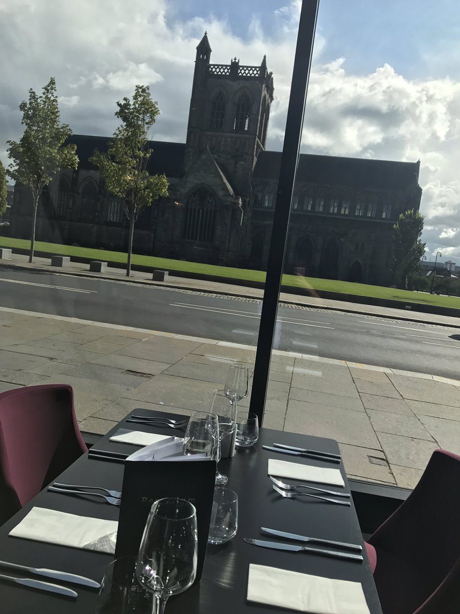 Fab view of the Abbey from our function room today @PendulumPaisley #paisleyabbey #sunshine #restaurantviews