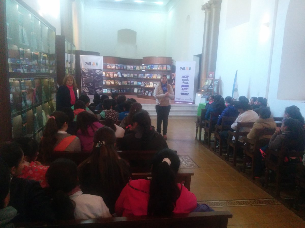SanLuisLibro's tweet photo. San Luis Libro recibió la visita del turno mañana del Centro Educativo Nº 6 Subsecretario Carlos Sadoc San Martín, del El Volcán. https://t.co/B9RvPzqVQ9