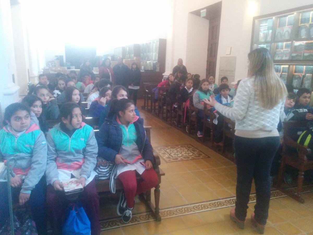 SanLuisLibro's tweet photo. San Luis Libro recibió la visita del turno mañana del Centro Educativo Nº 6 Subsecretario Carlos Sadoc San Martín, del El Volcán. https://t.co/B9RvPzqVQ9