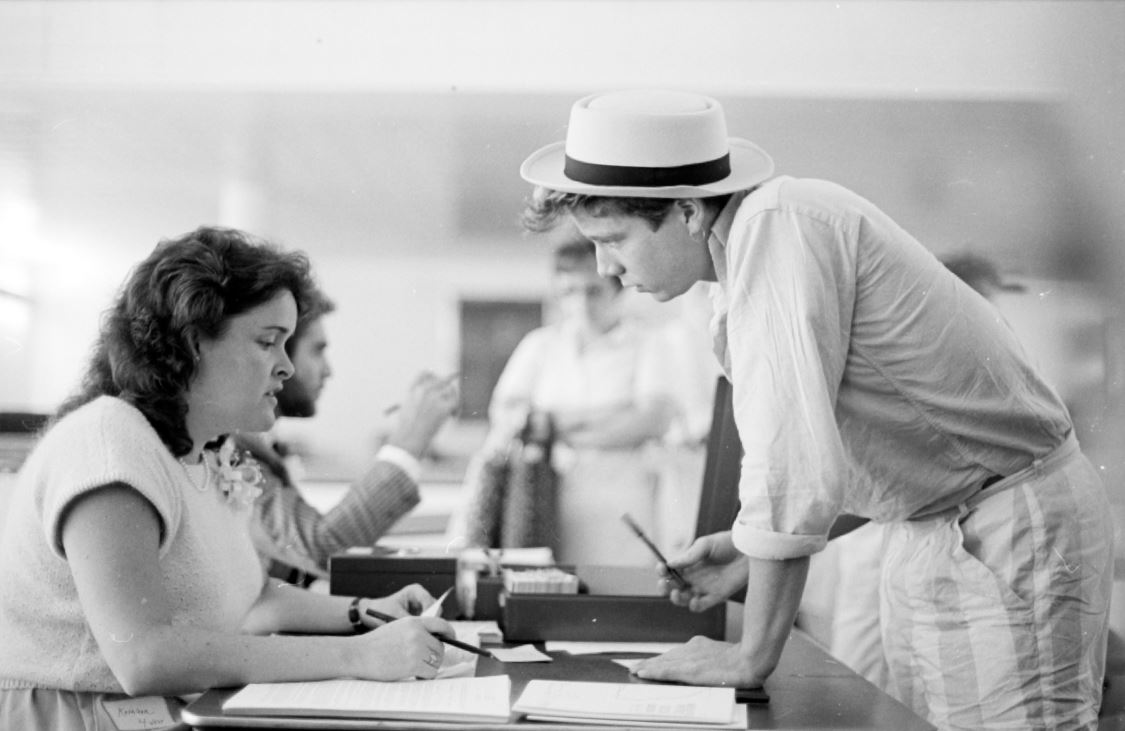 NU_HRL's tweet photo. #TBT to move-in 1984, hall staff is available at your check-in locations to help you check-in! #movein2017 https://t.co/vd5yQEGhz7