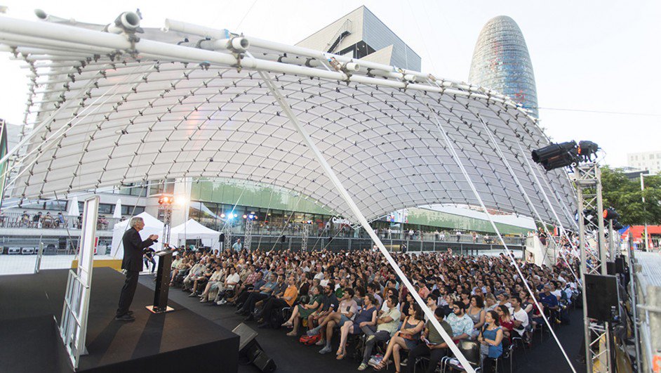 designbeatsnet's tweet photo. Remembering #FADfest17 and the impressive #dome designed by @CODA_Office https://t.co/5nozcVJGSh thanks @diarioDESIGN https://t.co/RL9OnBw20P