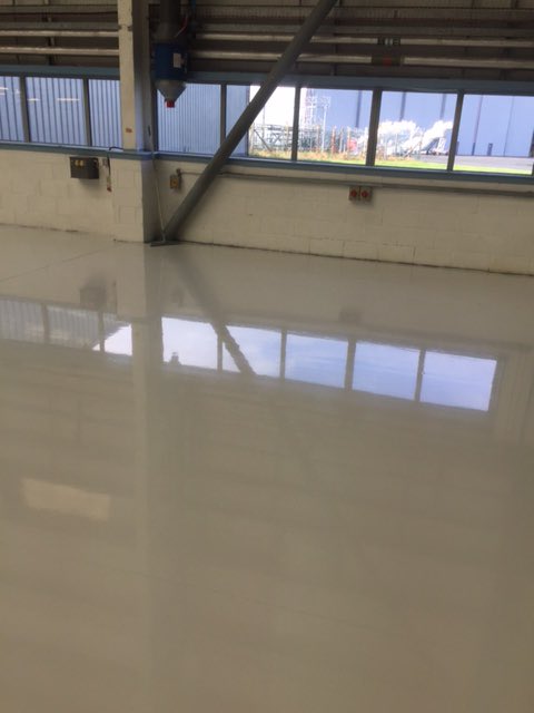 Job Complete! 3800m2 of <a href="/RemmersUK/">Remmers UK & ROI</a> epoxy coatings installed to <a href="/Ryanair/">Ryanair</a> hangar. #resin #flooring