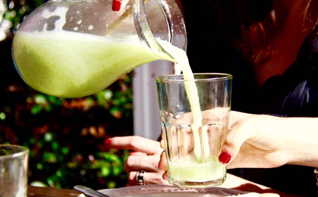 bartolabsas's tweet photo. Día ideal para pedirte nuestra LIMONADA!
#bartolabsas 
ph: @baluun https://t.co/wtj8jp83wv