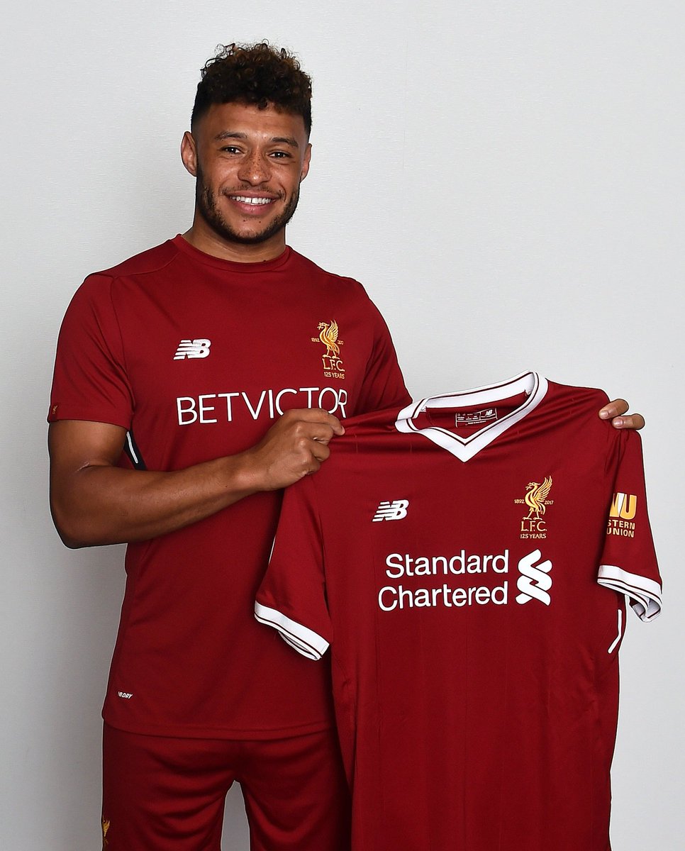 LivEchoLFC's tweet photo. Al(ex Oxlade-Chamberlain) has revealed what number is on the other side of this #LFC shirt
https://t.co/rJ7KmeJCxM https://t.co/ekpaJ8FaET