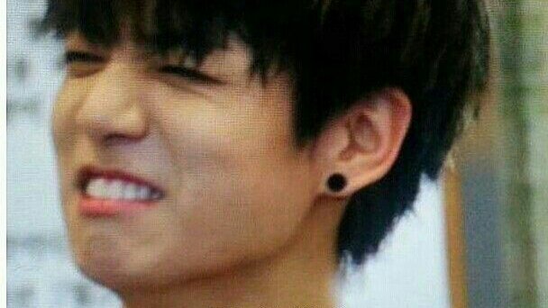 Eeka_aljufri's tweet photo. Happy Birthdayy Jeon Jungkook!! A.k.a INTERNATIONAL PLAYBOY 😍😆 @BTS_twt 생일 축하해요 전정국!!! 🎉👏💗🎈🎈 #HBJK https://t.co/I2WNOvhSWJ