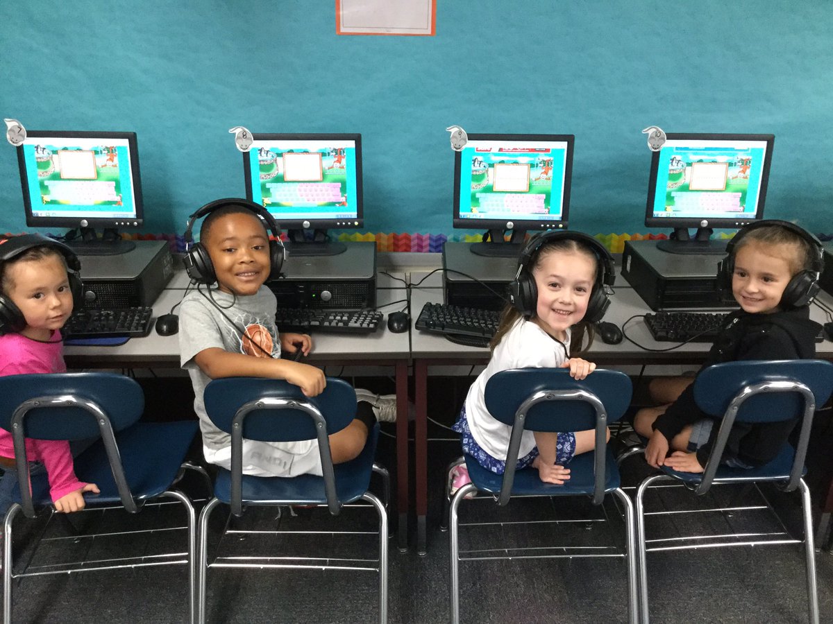 MsGaryKinderTec's tweet photo. More pictures of our kinders keyboarding this week! https://t.co/GizGpsAW9t