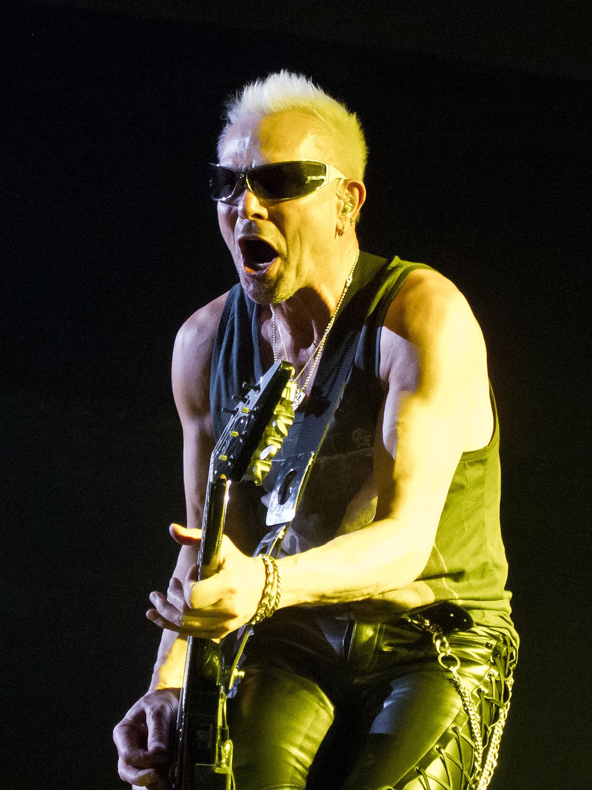 August 31, 1948
Monsters of Rock vet Rudolf Schenker of the SCORPIONS is born!
Happy Birthday! 