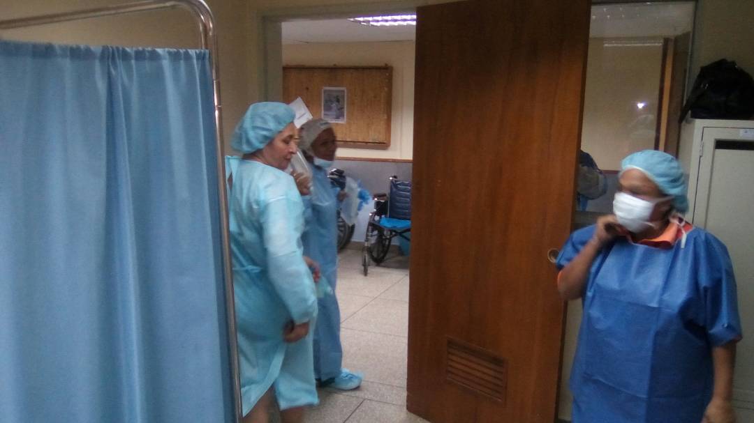 OncologicoSFco's tweet photo. #Jueves; Gracias Alcaldía.@SanFcoCiudad y @GobiernoDLZulia.@OncologicoSFco continúan las intervenciones quirúrgicas en.@HBChacinGBZ https://t.co/jVRpRwl4UO