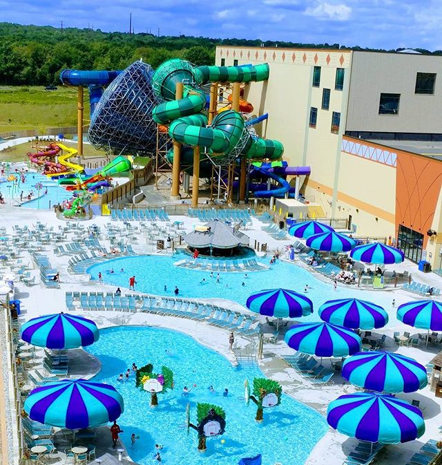 KalahariResorts's tweet photo. It's calling your name... #labordayweekend. 😎 https://t.co/mrqRk3vSLI