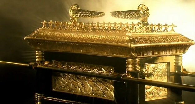 PsychicLawyer's tweet photo. Was the Lost Ark used to house pagan symbols?
https://t.co/AXtXT8OWkF #PsychicExplorer https://t.co/BXVF6vXRYJ