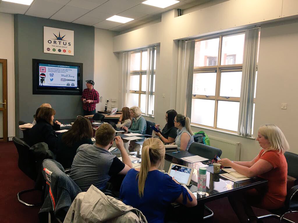 Big thanks to <a href="/SRHDesign/">Simon Harper ☕💻</a> for today's #Fortweetsake workshop! Keep an eye out on our page for upcoming events #alwayslearning