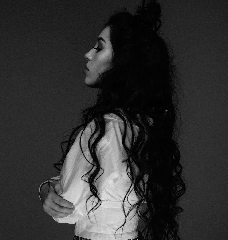 The405's tweet photo. Stream HOLLAND's new track 'Demons' [405 Premiere] https://t.co/q3d8sFYCtj https://t.co/hpLvm7c6EJ