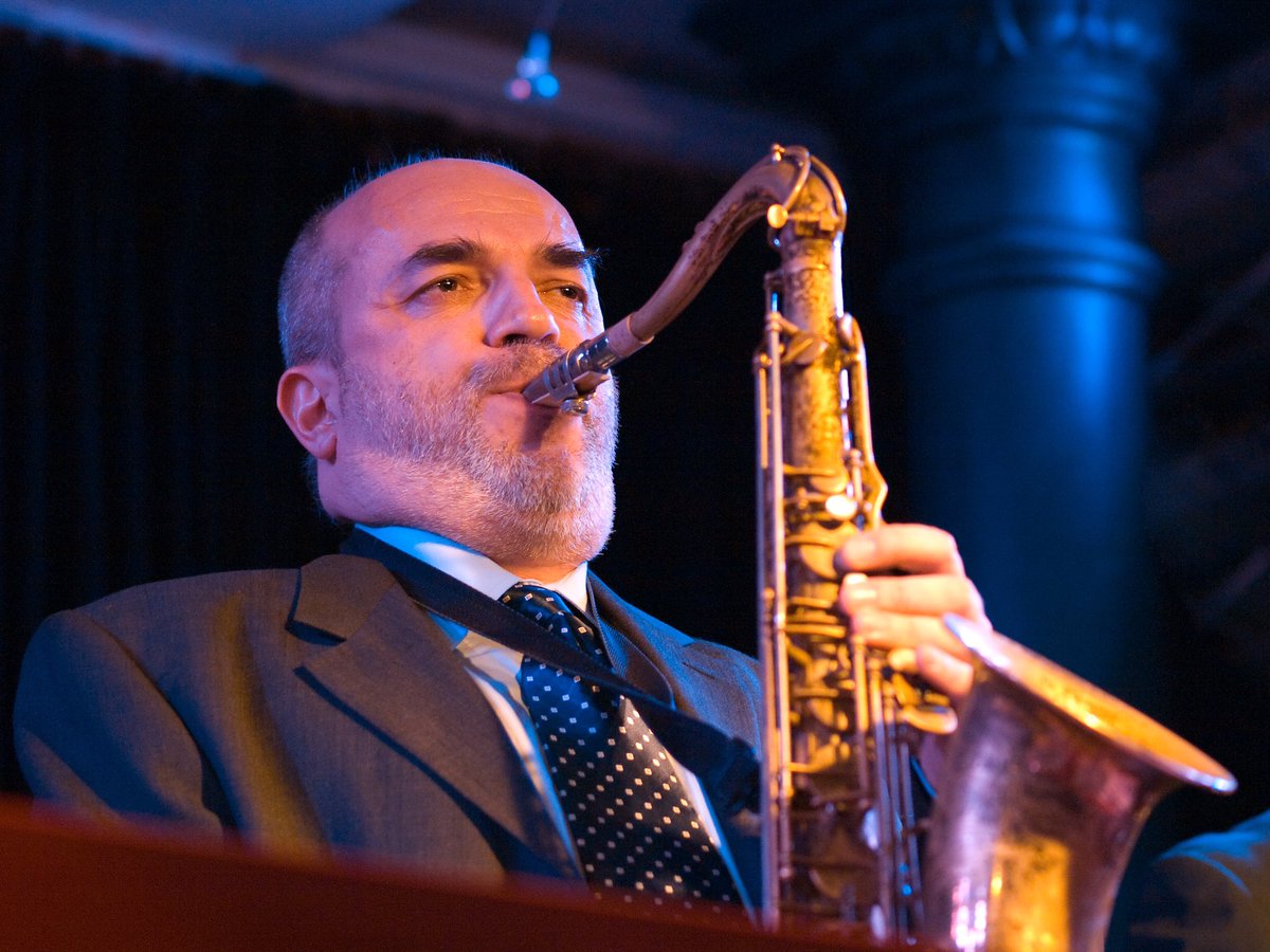 Canzone Italiana e Napoletana in jazz stasera ad Avigliana con il Fulvio Albano 5tet feat. Luigi Tessarollo ore 21,30 piazza Conte Rosso