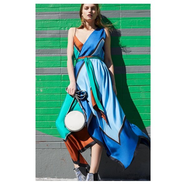 DVFBoston's tweet photo. We're celebrating #LaborDayWeekend with an extra 20% off select sale items! Shop the sale today through Monday #dvfboston https://t.co/jwM8Z7DAOe
