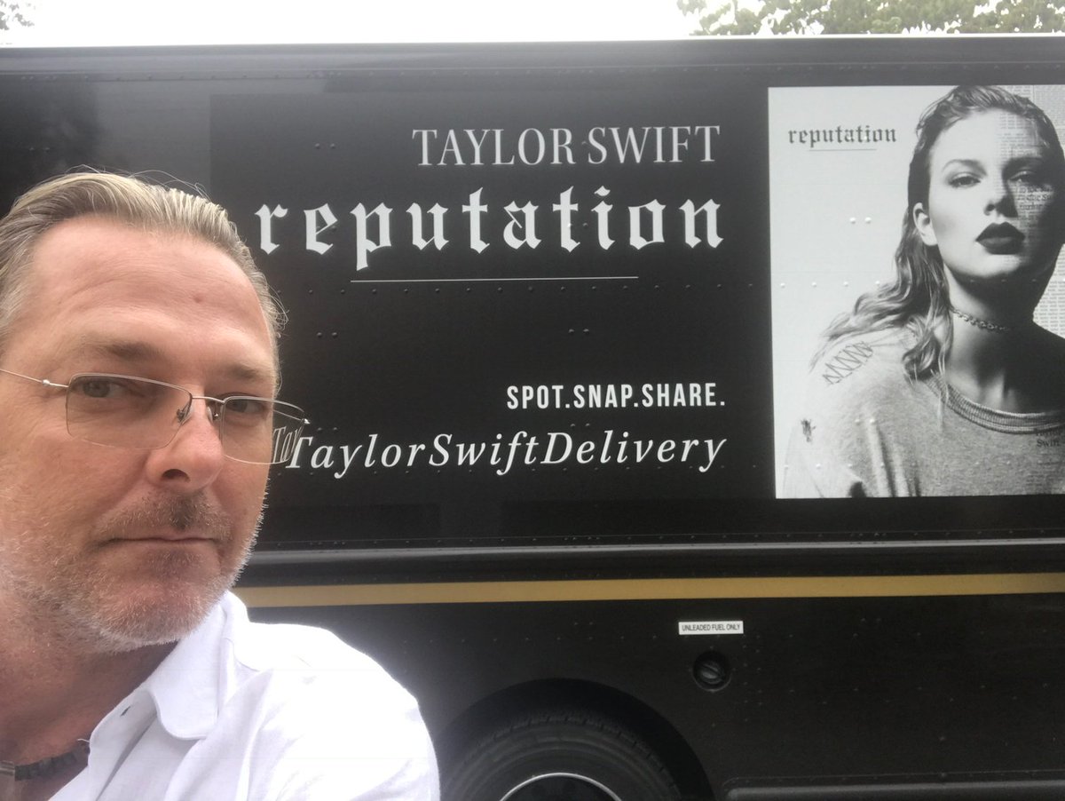 JasonMosier2019's tweet photo. #taylorswiftdelivery https://t.co/yEpvykGjy2