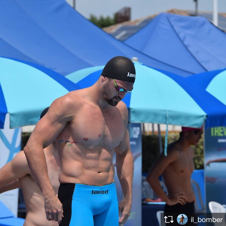 JAKEDITALIA's tweet photo. Remembering swimming competition moments with @bomber_orsi 💪🏻🏊🏻💪🏻
#jakedteam #jakedofficial #advertising #jaked #swim #backtoswim #repost https://t.co/a2PqftibhT