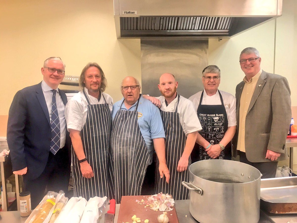 ForwardAssist1's tweet photo. Just Wanted 2 Share The Fantastic News That The Veterans Cook2Give Team Has Now Cooked '2000' Free Meals Since Jan 2017 @nbrly #RedCupCheer https://t.co/jTdUIX3LNg