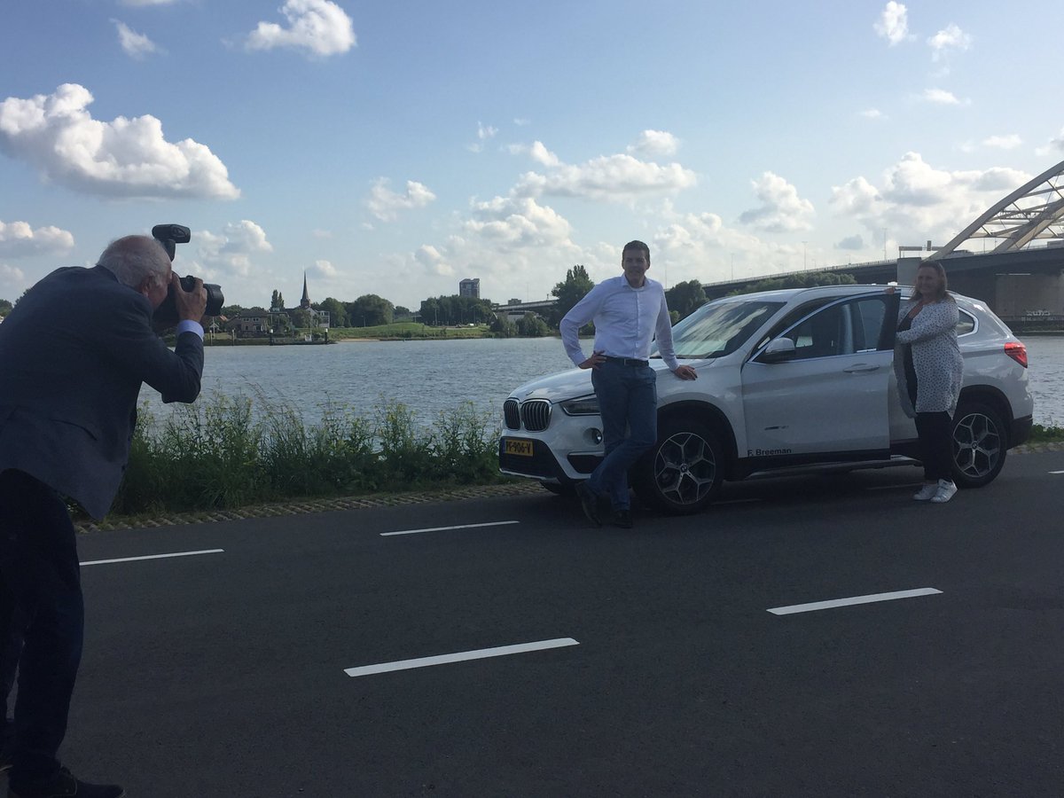 Mooie Ladies Car Day vandaag met <a href="/RijnmondBUS/">Rijnmond BUSINESS</a> bij <a href="/Zalmhuis/">Zalmhuis</a>