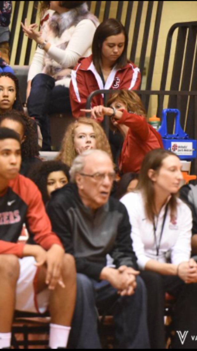 NCHSLIVE's tweet photo. Chuck Richmond, long time director of basketball operations in Washington Township passed away last night. More coverage forth coming. https://t.co/dlAOm7lqZW