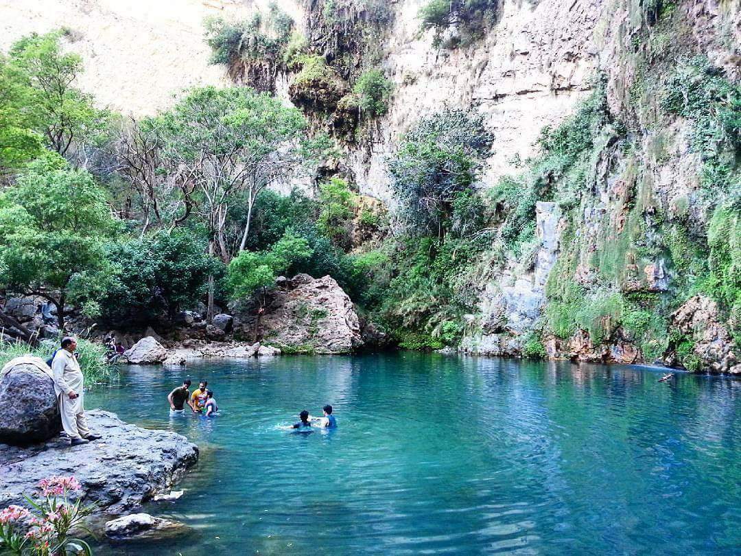 Swaik Lake or Khandowa Lake: A popular tourist destination these days situated at 10 km from the Kallar-Kahar, Punjab. #VisitPakistan2021  #WorldTourismDay