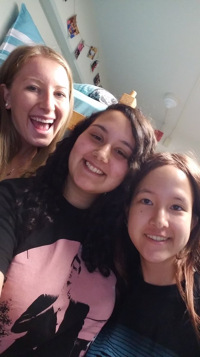 mar_hend's tweet photo. new friends Journi and Wendi as well as my fave place on campus! #rspas https://t.co/poyG6T9Rrh