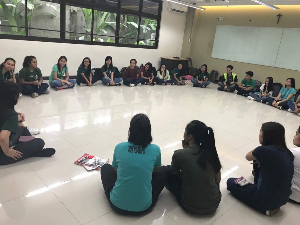 DulaangKentawra's tweet photo. WELCOME NEW MEMBERS! Thank you for attending our first General Assembly and Workshop Assessement! 💖🎭
#generalassembly2017
#alipinngsining https://t.co/ZQjhAdIWTq