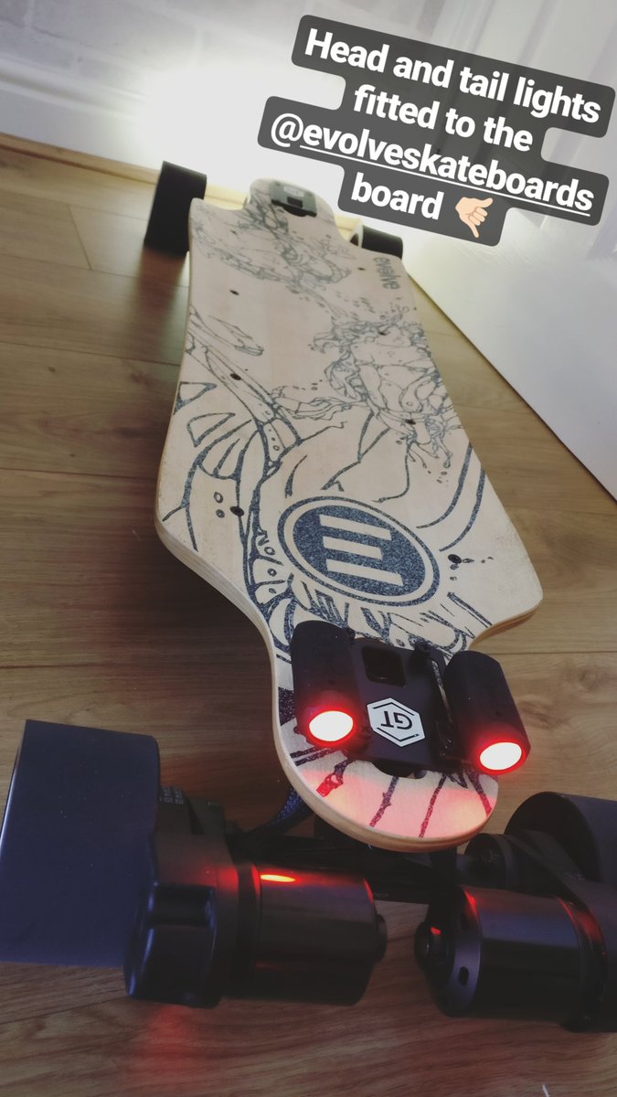 ChapperzTV's tweet photo. I've just fitted a set of front and rear @ShredLights to my #EvolveGT board, along with some awesome new 97mm street wheels! 🤙🏻 https://t.co/nvlV09toBt