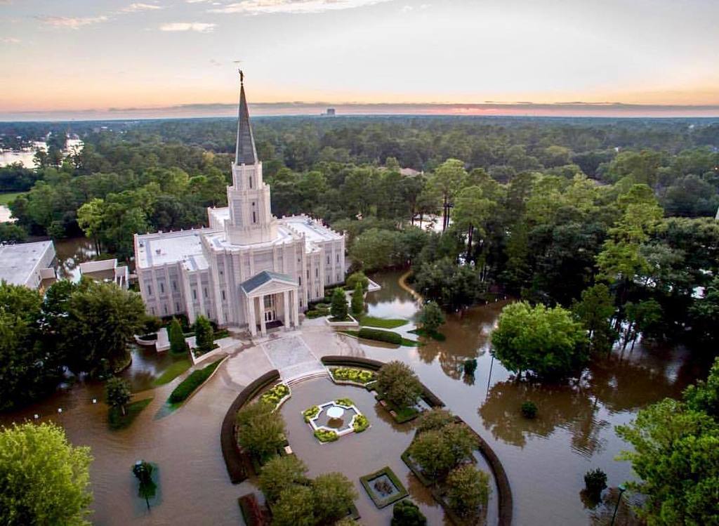 onetempleaday's tweet photo. Houston, Texas

PC: @mormonnewsroom 
#ldstempleaday #houstontemple #lds #ldstemple #ldschurch #ldstemples #mormont… https://t.co/OJOVa6U4rI https://t.co/j0c0q7vv0h