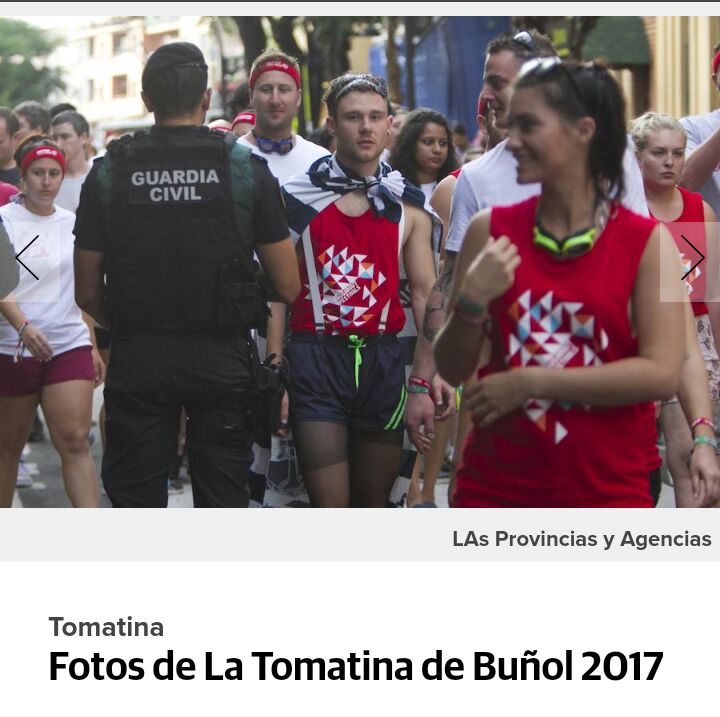 AUGC_Valencia's tweet photo. Grandes nuestros compañeros del #GRS3 en la #Tomatina2017 gran trabajo junto con el resto de unidades actuantes de #Valencia 👏👏👏 https://t.co/m8IcqKp0k8