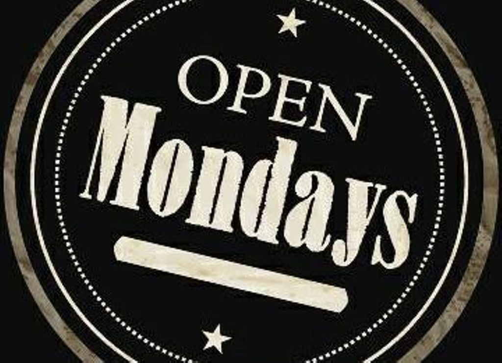 OwlBar's tweet photo. Summer is coming to an end, and you know what that means?! We are open again on Mondays starting on September 11th! https://t.co/kSBMvVCTx4