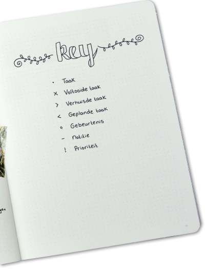 ourGreenStory's tweet photo. Begin je GreenBook met een #bulletjournal key; een legenda van symbolen voor je #bulletspread. Via @planningroutine https://t.co/2iG9skgeCT https://t.co/EEoBnxDVCc